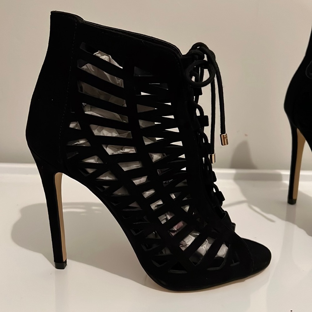 NEW LOOK CAGED LOOK HIGH HEELS